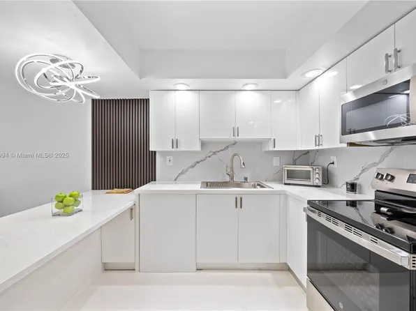 8810 SW 132nd Pl #101DN, Miami, FL 33186