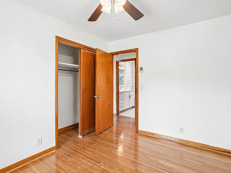 6609 Beacon Ln — Photo 9