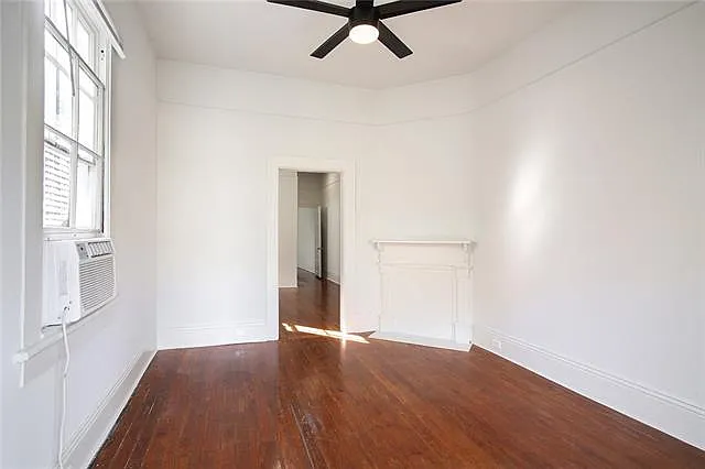 2216 Soniat St — Photo 2