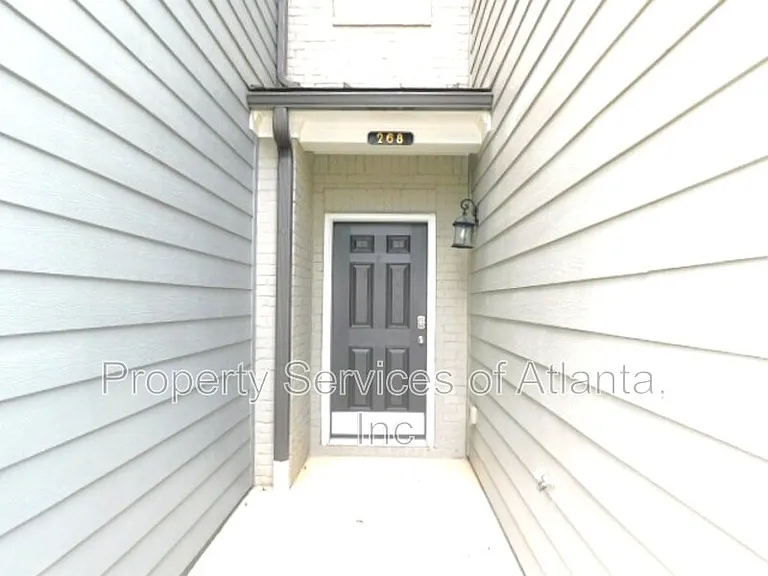 268 Stone Park Dr — Photo 2