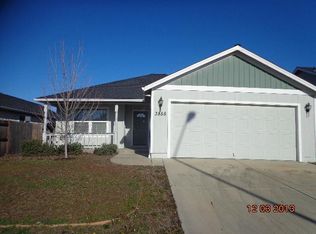3855 Mountain Vista Dr, White City, OR 97503