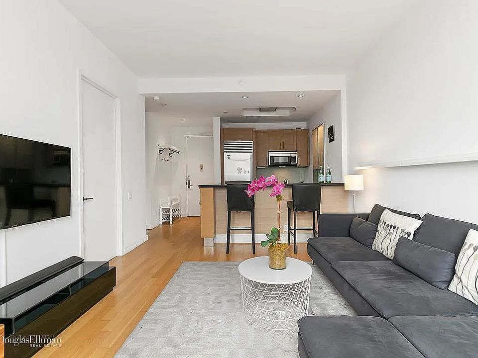 1st image of 325 5th Ave APT 18E