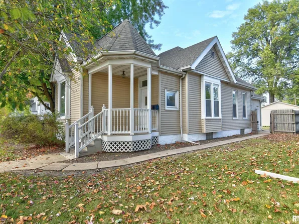 801 E Park St, Taylorville, IL 62568