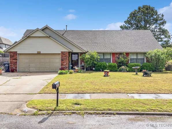 119 Fox Run Cir, Jenks, OK 74037
