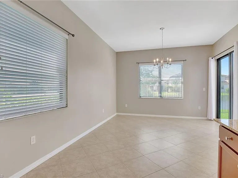 5374 Ferris Ave — Photo 12