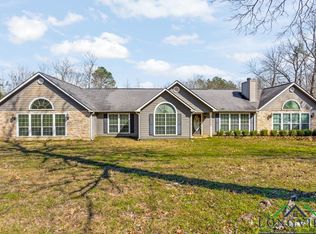 2495 County Road 1060, Center, TX 75935