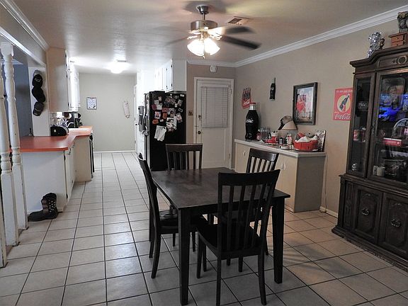 Dining/Kitchen