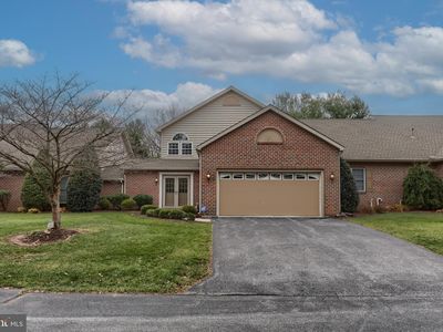 688 Heiden Dr, Hummelstown, PA, 17036