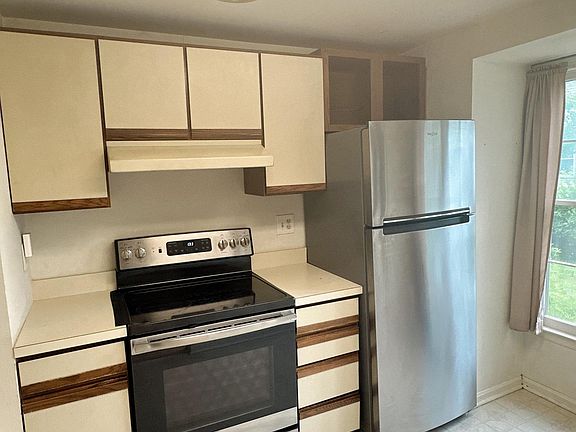 4th image of 8726 Ravenglass Way