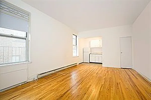 Sold by Douglas Elliman | media 16
