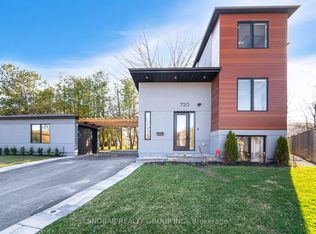 720 Hillman Cres, Mississauga, ON L4Y2J2