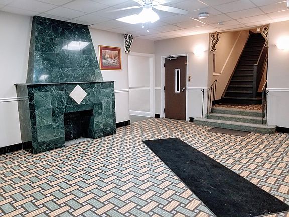 3rd image of 4764 N Virginia Ave #114