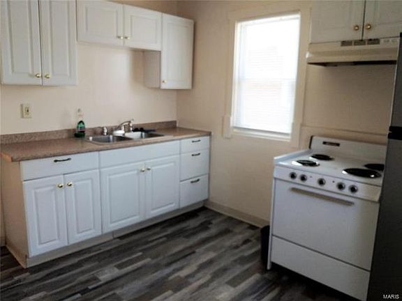 5th image of 8703 Kendale Dr