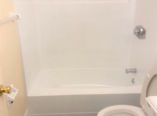 387 Adams St APT 4, Abington, MA 02351