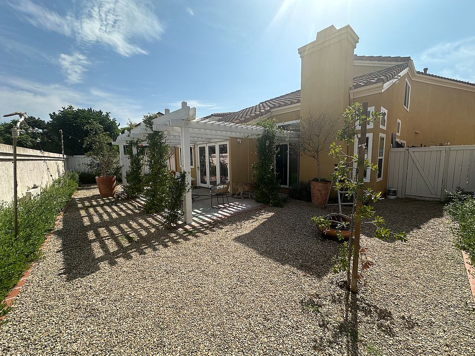 2nd image of 7 Del Roma