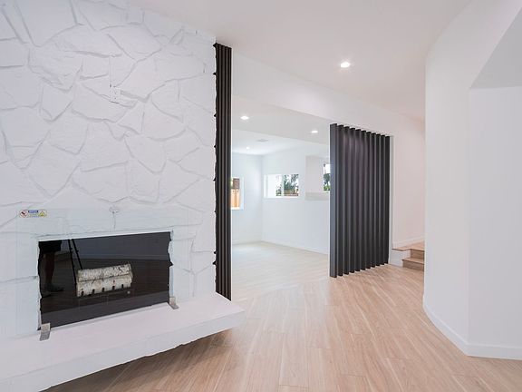 4th image of 1346 N Stanley Ave APT 1
