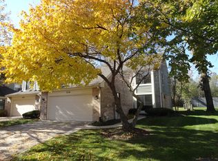 2716 Burton Ct, Westchester, IL 60154