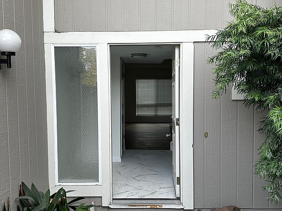 4th image of 756 Neptune Ln