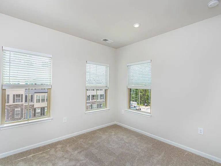 1328 Channing Park Cir — Photo 13