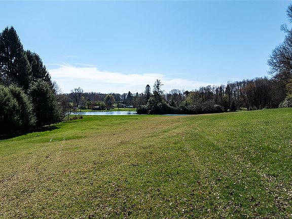 3rd image of Crisswell Rd