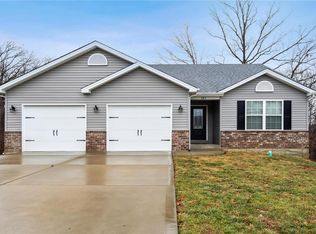 485 Indian Lake Dr, Wright City, MO 63390