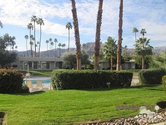 2nd image of 1204 Tamarisk West St