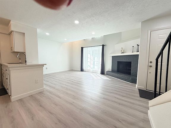 5th image of 2800 Jeanetta St APT 2402