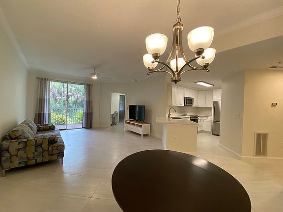 3rd image of 5701 Bentgrass Dr #18-102
