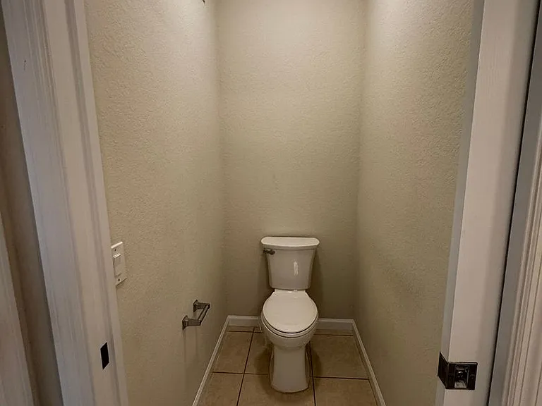 4401 SW 52nd Cir #101 — Photo 21