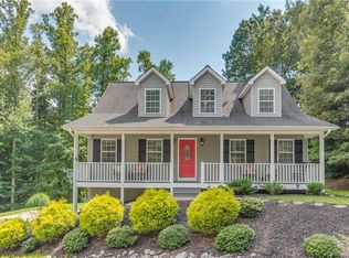 122 Jericho Ridge Rd, Fletcher, NC 28732