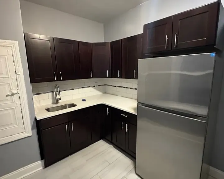 647 Bergen Ave #14L — Photo 1