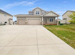 2205 Longhorn Ln, Buffalo, MN 55313