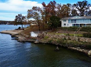 1305 Jeffries Rd, Osage Beach, MO 65065