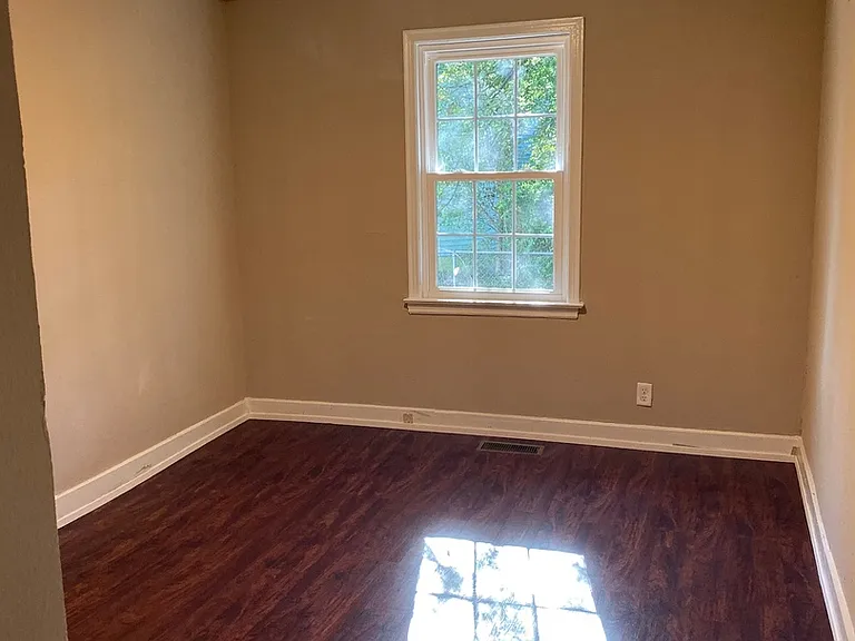 7835 Harrold Cv — Photo 4