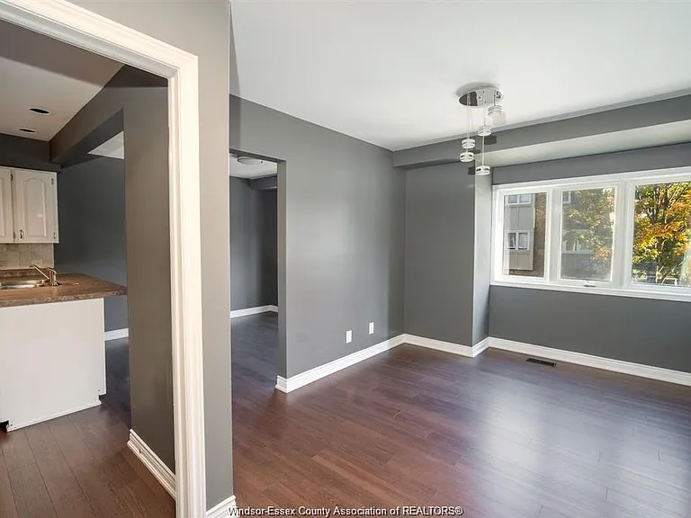 3925 Riverside Dr E — Photo 11