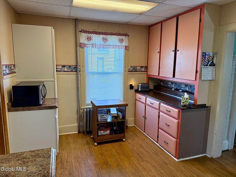 2nd image of 26 Grand Street