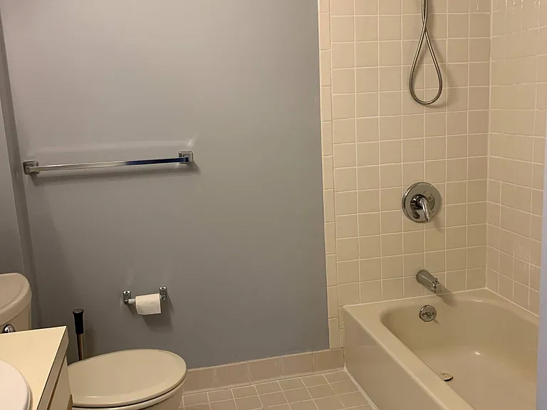 54 W Cherry St #213 — Photo 7