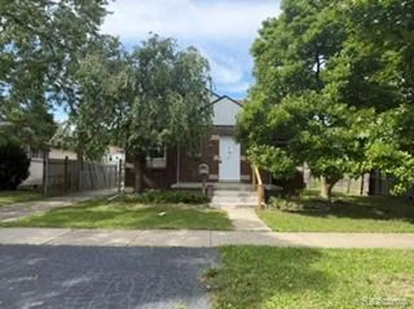 7588 Pelham Rd, Taylor, MI 48180