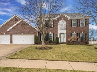 885 Home Park Dr, Saint Peters, MO