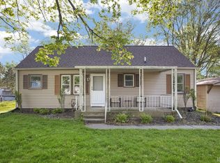 506 Ballard Ave, Mishawaka, IN 46544