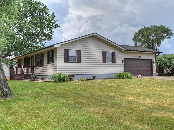 4th image of 53095 Lily Creek Dr