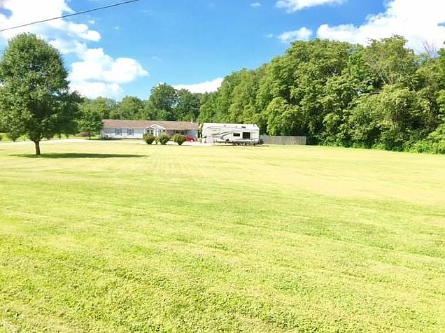 1st image of 4692 E Us Highway 136