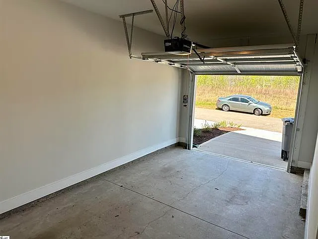 201 Shallons Dr #1 — Photo 24