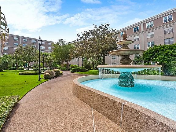 3rd image of 1750 Saint Charles Ave APT 444