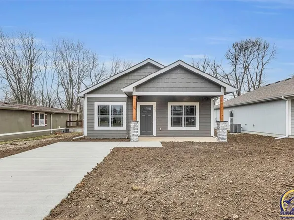 844 E Hamblin St, Ottawa, KS 66067