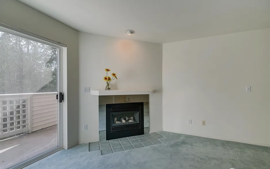 2 bed, 1344 sqft, $2,880 — Photo 2