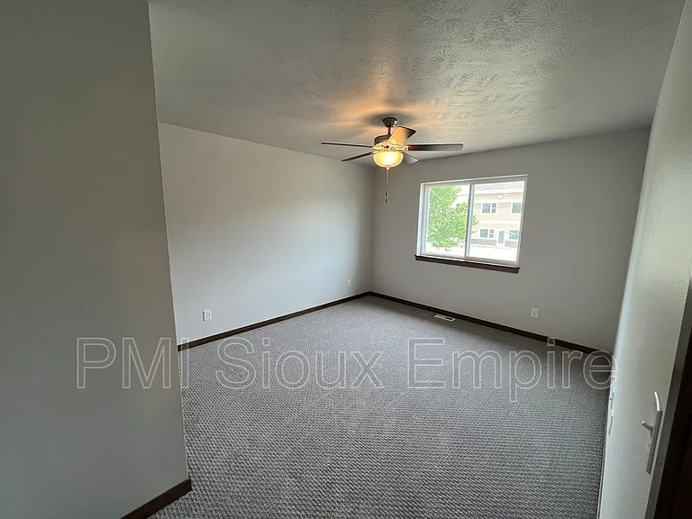 5510 E Lebridge St — Photo 8