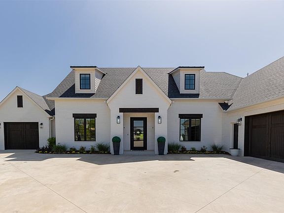 2nd image of 2203 Fireside Ct