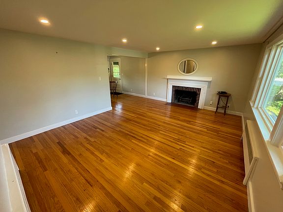 2nd image of 12 Anna Rd