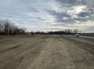 3 Phillips St, Skiatook, OK 74070